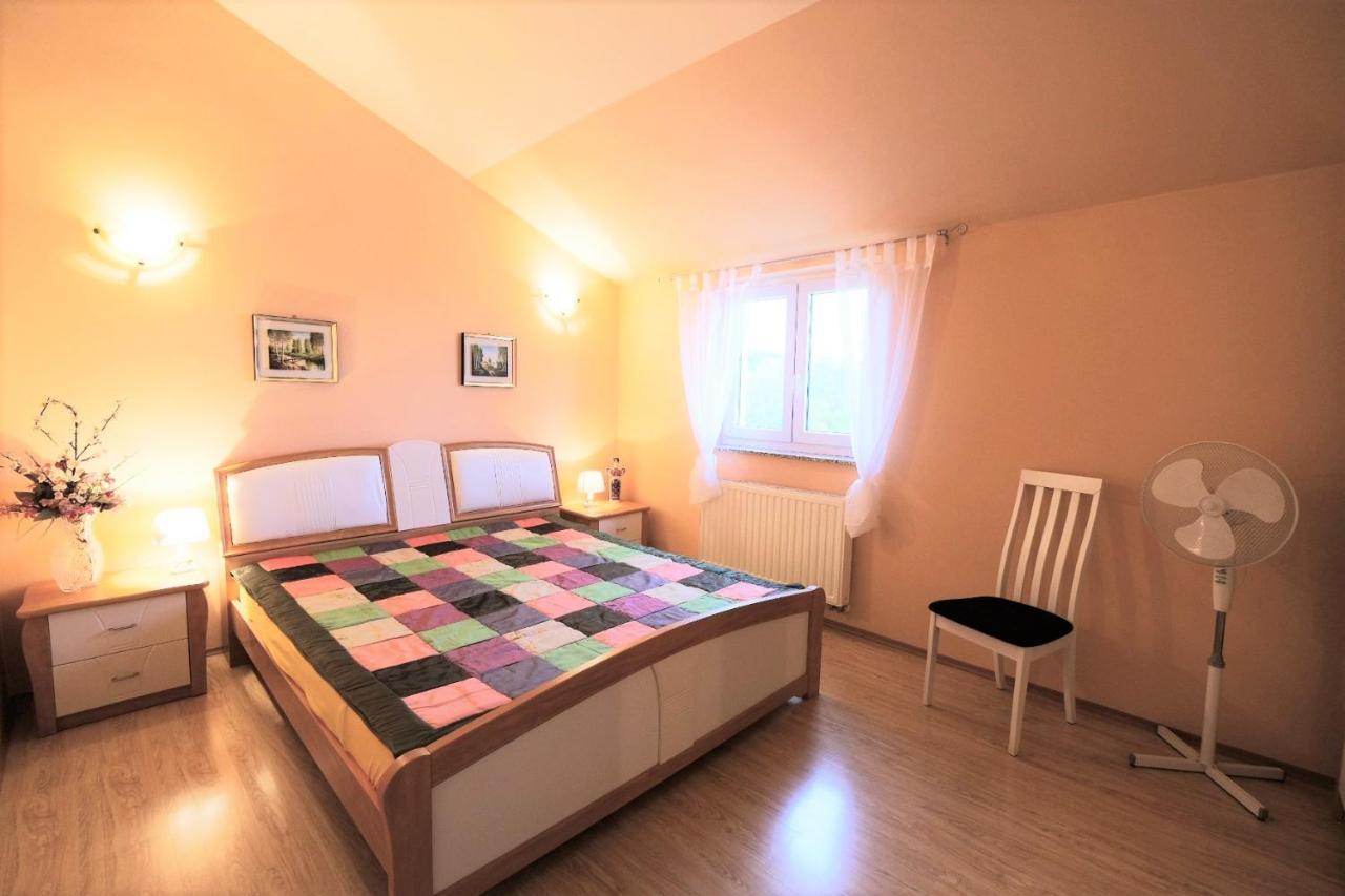 Apartments Coral, Klimno, Island Krk Extérieur photo
